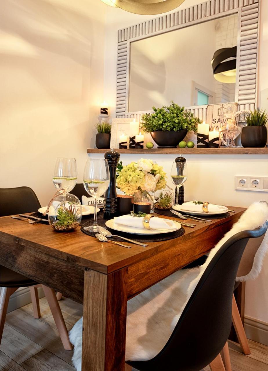Scandinavian Style Of Lux Apartments In Lviv Extérieur photo