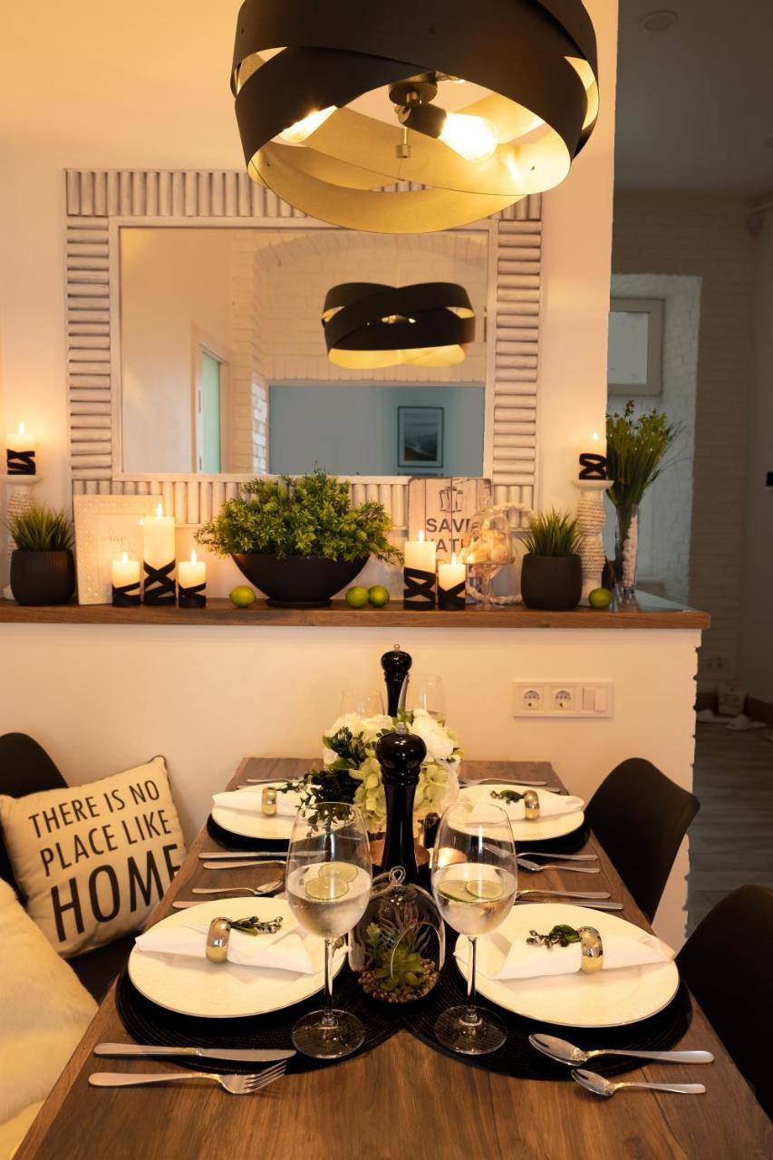 Scandinavian Style Of Lux Apartments In Lviv Extérieur photo